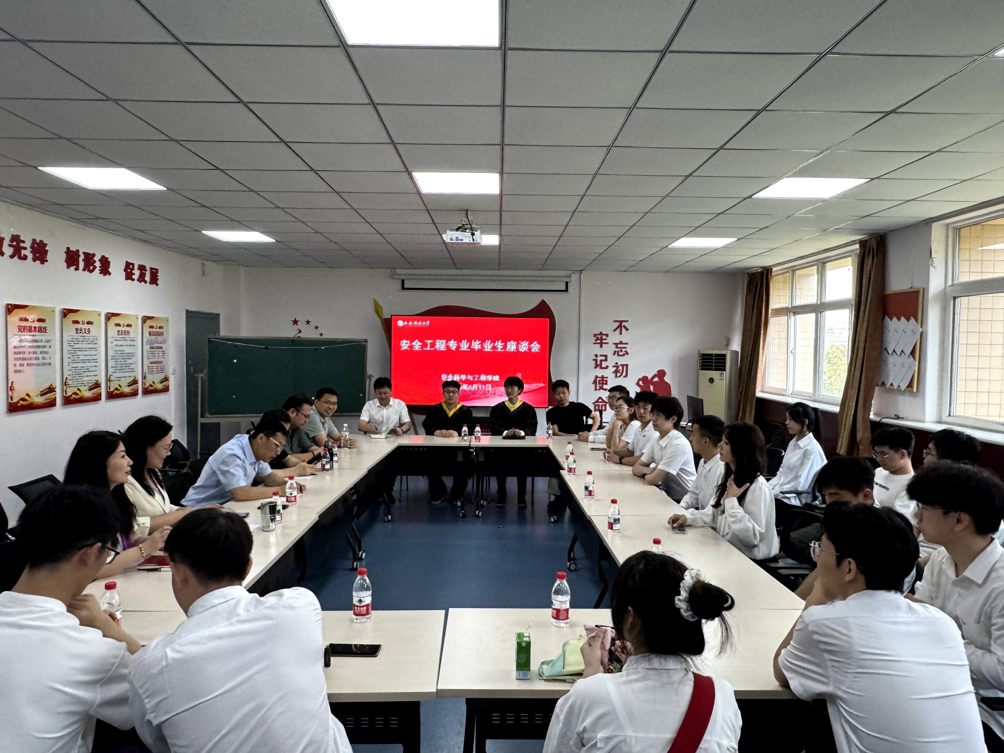 151749969706130493.png 图片1(1).png