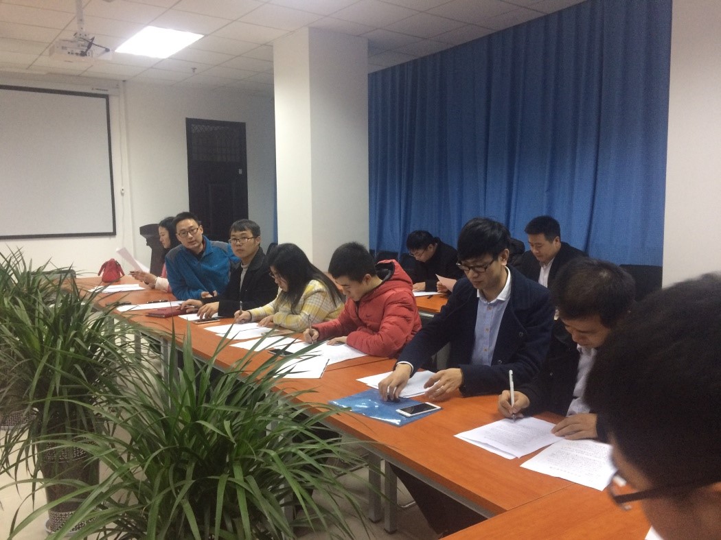 支委讲民主评议要求